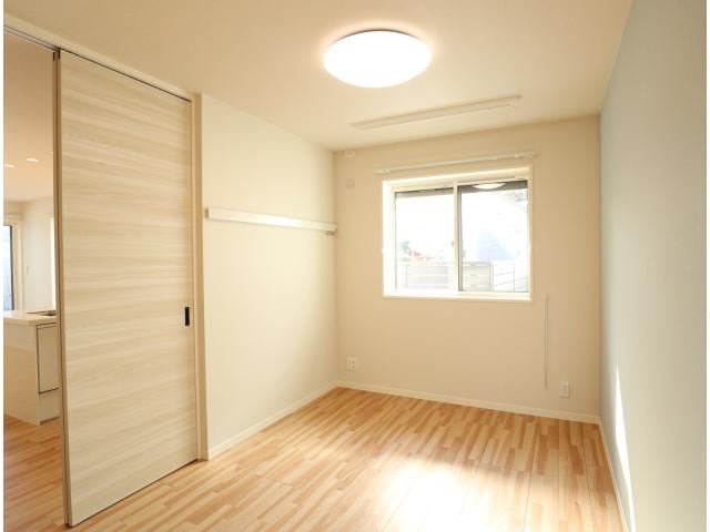  東海道本線/東静岡駅 徒歩18分 1階 築3年