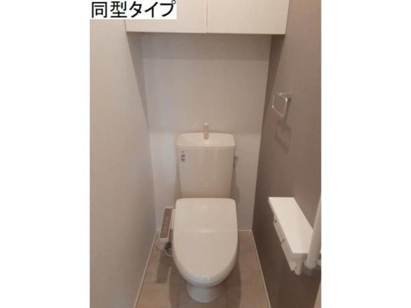  東海道本線/焼津駅 バス13分石津南下車:停歩3分 2階 築3年