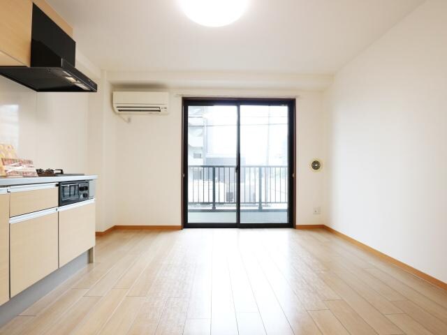  東海道本線/東静岡駅 徒歩15分 4階 築10年