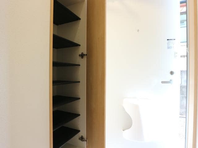  東海道本線/静岡駅 バス24分静大片山下車:停歩2分 2階 築2年