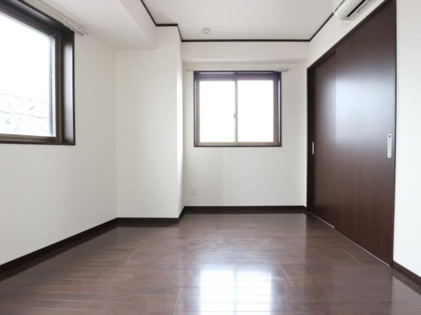  東海道本線/静岡駅 バス14分緑が丘下車:停歩2分 6階 築11年