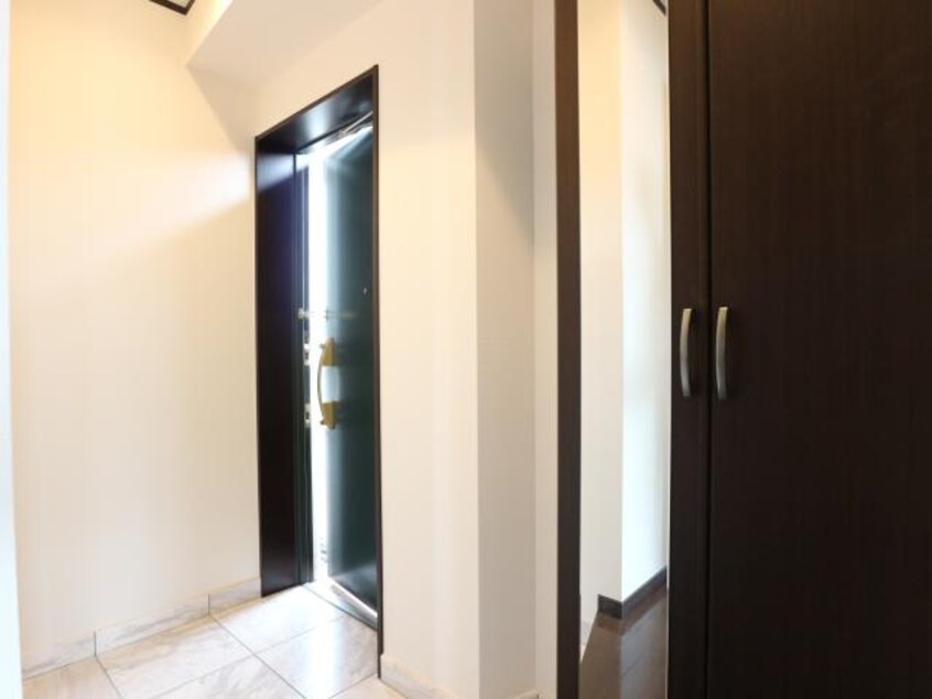  東海道本線/静岡駅 バス14分緑が丘下車:停歩2分 6階 築11年