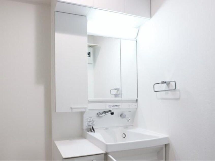  東海道本線/静岡駅 バス14分緑が丘下車:停歩2分 6階 築11年