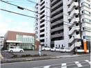 しずおか焼津信用金庫中央支店(銀行)まで331m 東海道本線/焼津駅 徒歩17分 2階 築2年