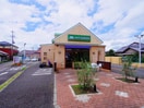 モスバーガー藤枝店(ファストフード)まで597m 東海道本線/藤枝駅 徒歩23分 1階 築2年