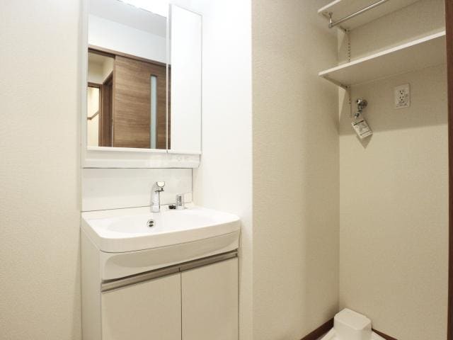  東海道本線/静岡駅 徒歩13分 1階 築2年