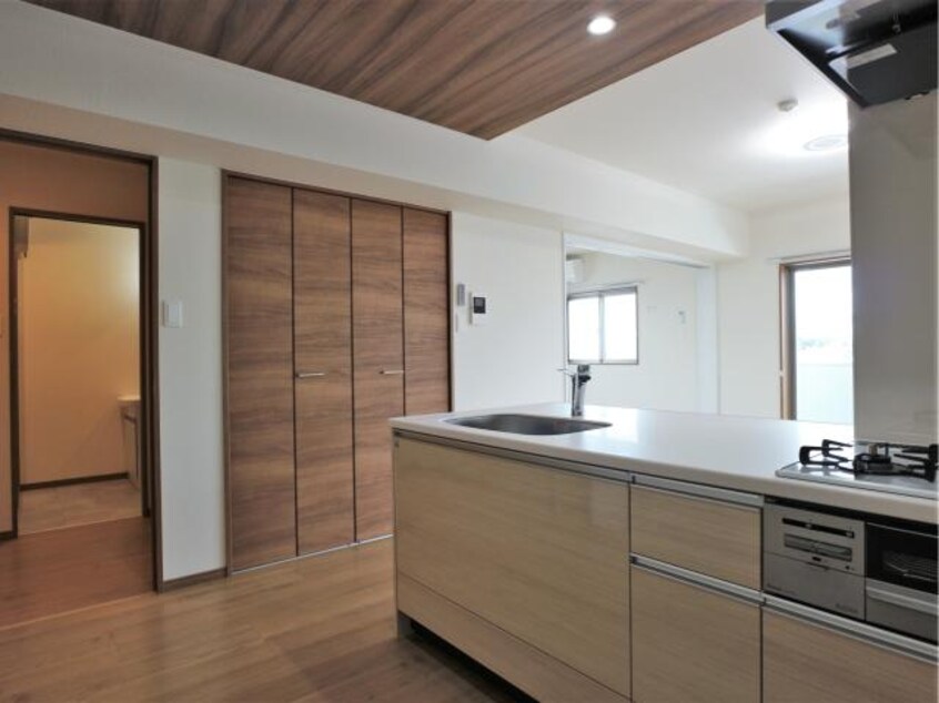  東海道本線/静岡駅 徒歩13分 4階 築2年