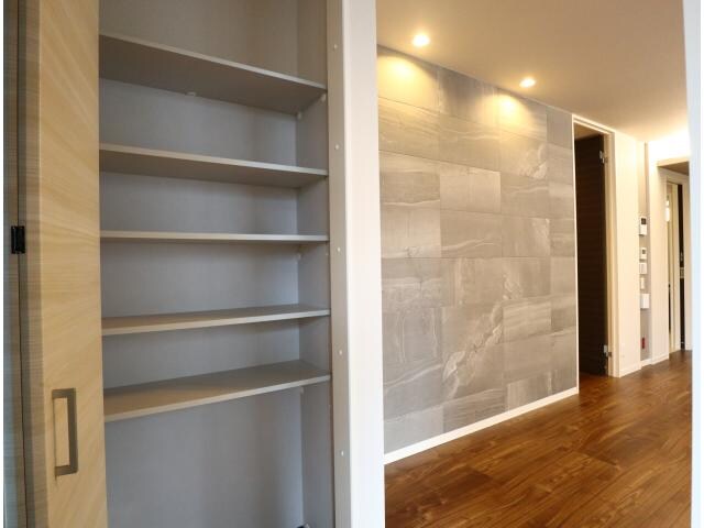  東海道本線/静岡駅 徒歩8分 1階 築2年