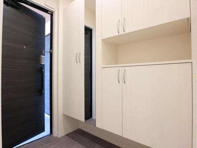 同イメージ反転 東海道本線/静岡駅 徒歩22分 1階 築2年