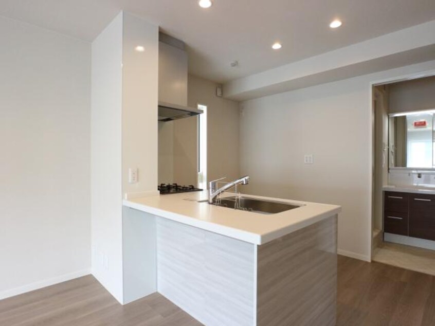  東海道本線/静岡駅 徒歩9分 3階 築1年