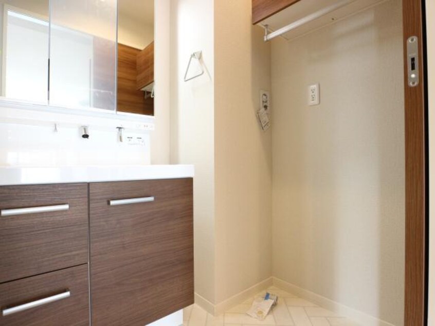  東海道本線/静岡駅 徒歩9分 3階 築1年