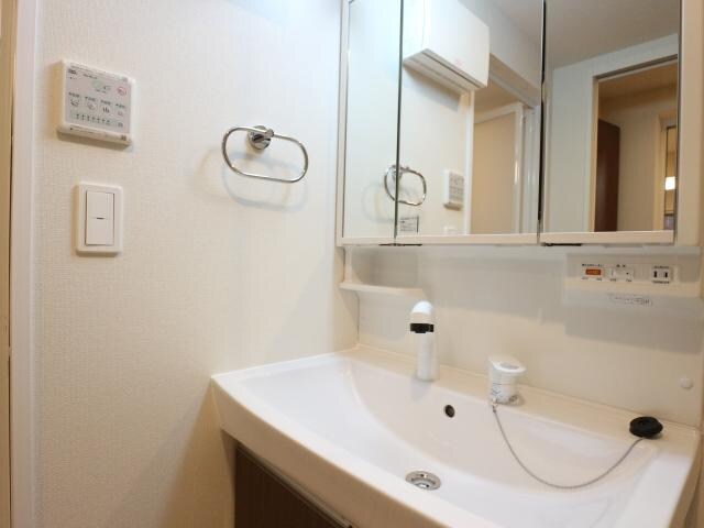  東海道本線/静岡駅 徒歩18分 1階 築1年