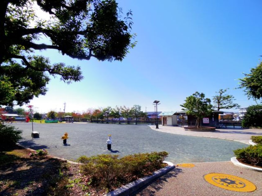 小鹿公園(公園)まで910m 東海道新幹線（東海）/静岡駅 バス30分片山下車:停歩9分 3階 築1年