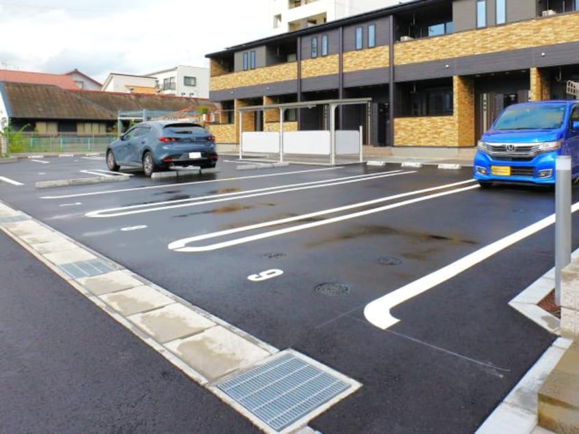  東海道本線/藤枝駅 バス8分藤枝市役所下車:停歩5分 1階 築1年