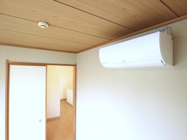  東海道本線/静岡駅 徒歩16分 1-2階 築17年