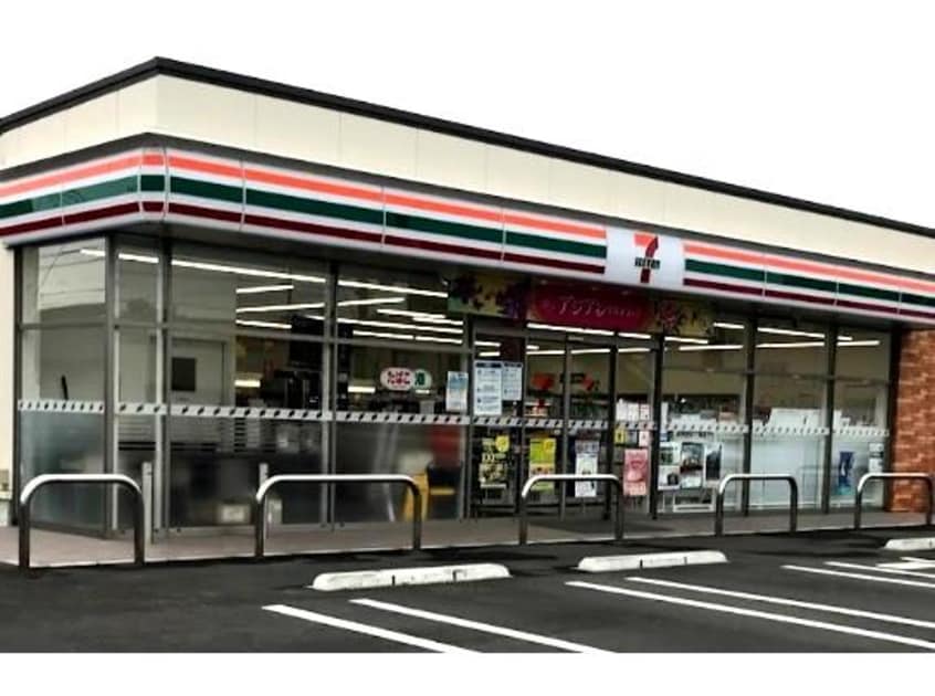 セブンイレブン焼津本町３丁目店(コンビニ)まで212m 東海道本線/焼津駅 徒歩9分 2階 1年未満