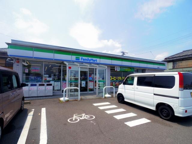 ファミリーマート焼津港店(コンビニ)まで522m 東海道本線/焼津駅 徒歩9分 2階 1年未満