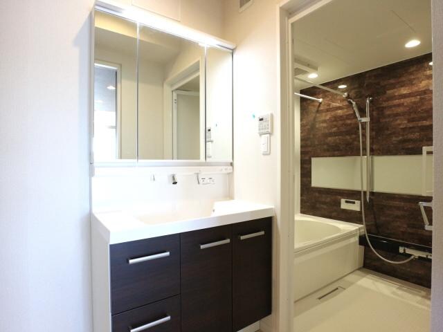  東海道本線/静岡駅 徒歩8分 4階 1年未満