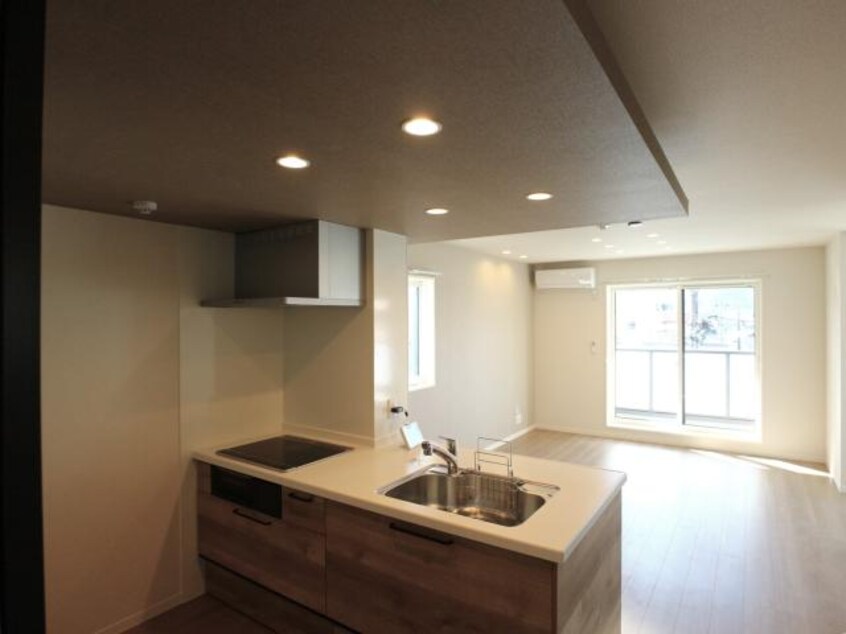  東海道本線/静岡駅 徒歩8分 4階 1年未満