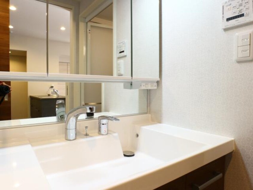  東海道本線/静岡駅 徒歩18分 1階 1年未満