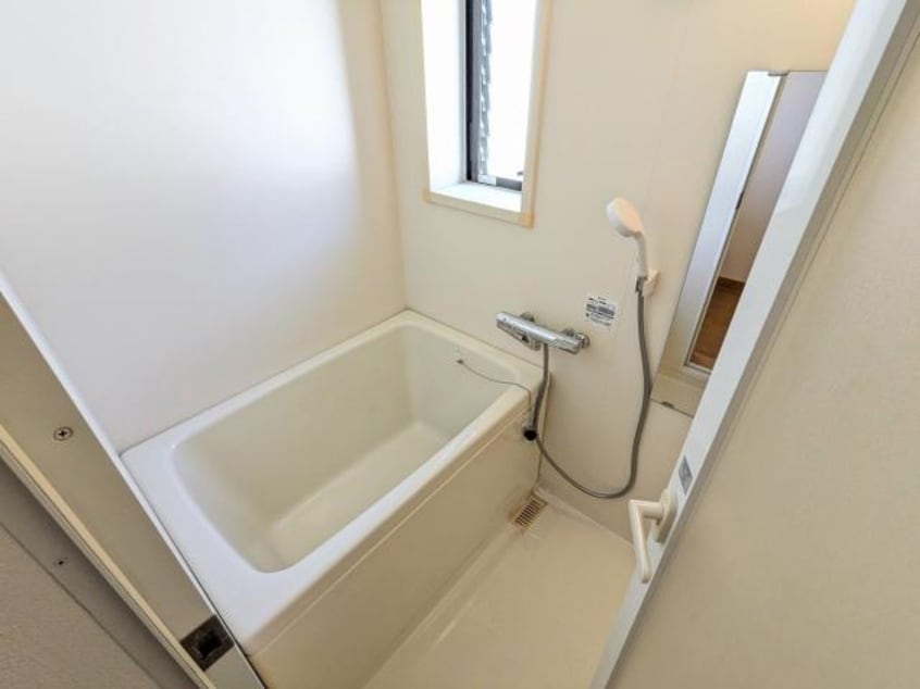  東海道本線/静岡駅 バス17分大里中学校下車:停歩5分 1-2階 築20年