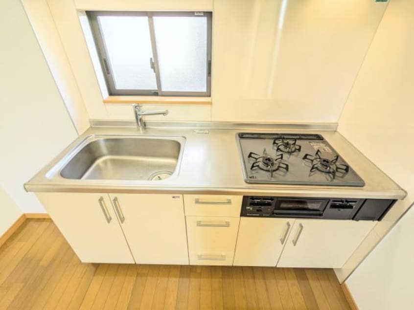  東海道本線/静岡駅 バス17分大里中学校下車:停歩5分 1-2階 築20年