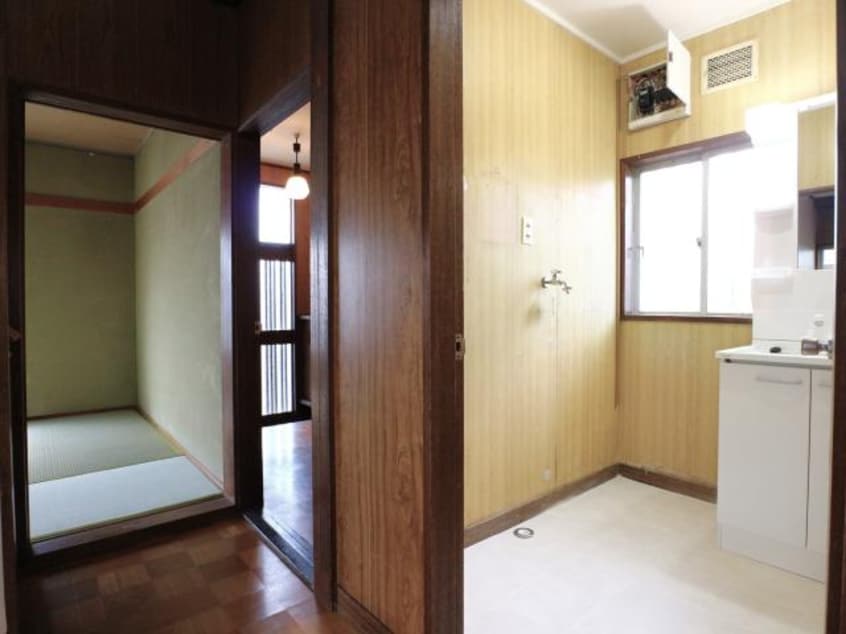  東海道本線/静岡駅 バス29分大谷小学校前下車:停歩6分 1-2階 築52年