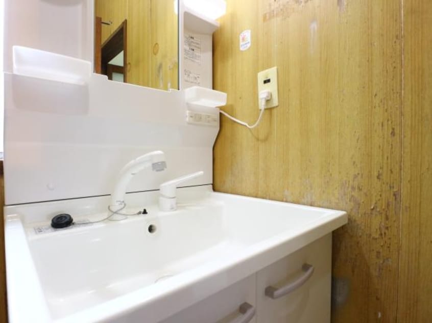  東海道本線/静岡駅 バス29分大谷小学校前下車:停歩6分 1-2階 築52年