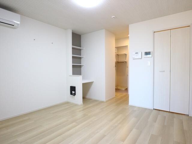  東海道本線/東静岡駅 徒歩20分 1階 1年未満