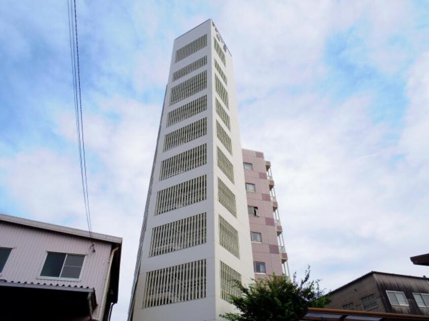  東海道本線/静岡駅 バス15分静岡総合庁舎前下車:停歩3分 3階 築31年