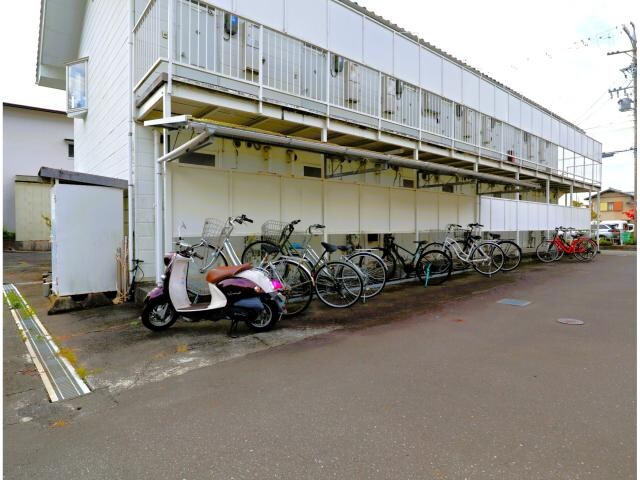  東海道本線/静岡駅 バス28分井庄下車:停歩3分 1階 築35年