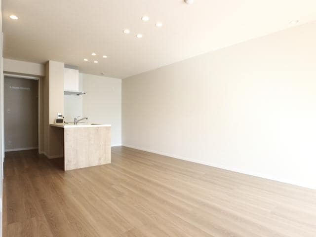  東海道本線/静岡駅 徒歩11分 1階 1年未満