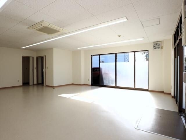  東海道本線/静岡駅 バス21分高松下車:停歩1分 1階 築36年