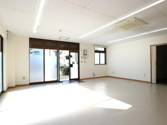  東海道本線/静岡駅 バス21分高松下車:停歩1分 1階 築36年