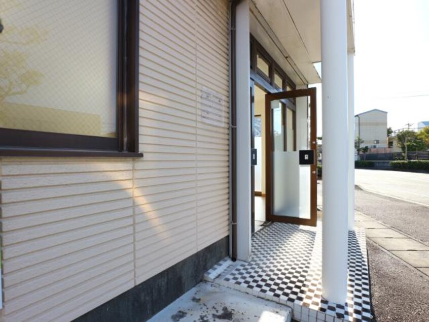  東海道本線/静岡駅 バス21分高松下車:停歩1分 1階 築36年