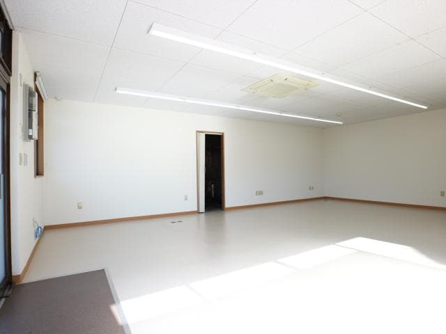  東海道本線/静岡駅 バス21分高松下車:停歩1分 1階 築36年