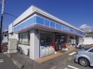ローソン静岡上伝馬店(コンビニ)まで263m 東海道本線/静岡駅 バス21分御新田上下車:停歩4分 1階 築21年
