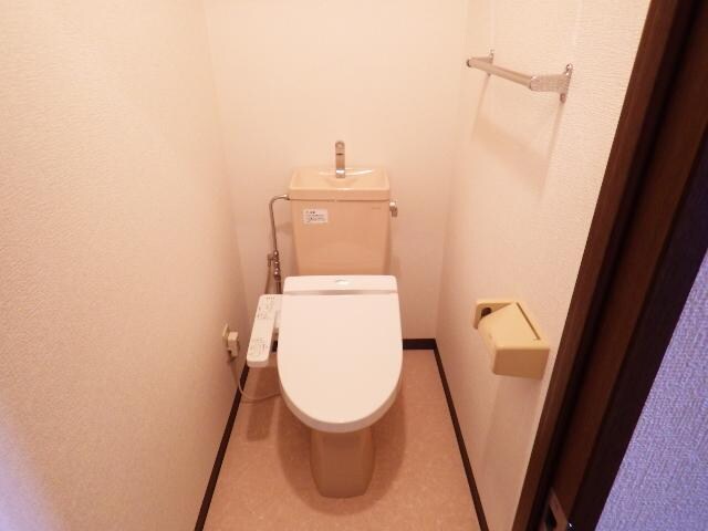  東海道本線/静岡駅 バス22分賤機南小学校前下車:停歩6分 4階 築25年