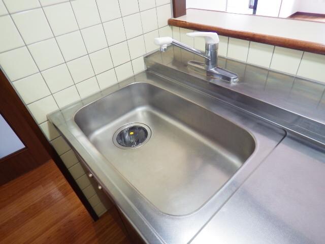  東海道本線/静岡駅 バス22分賤機南小学校前下車:停歩6分 4階 築25年