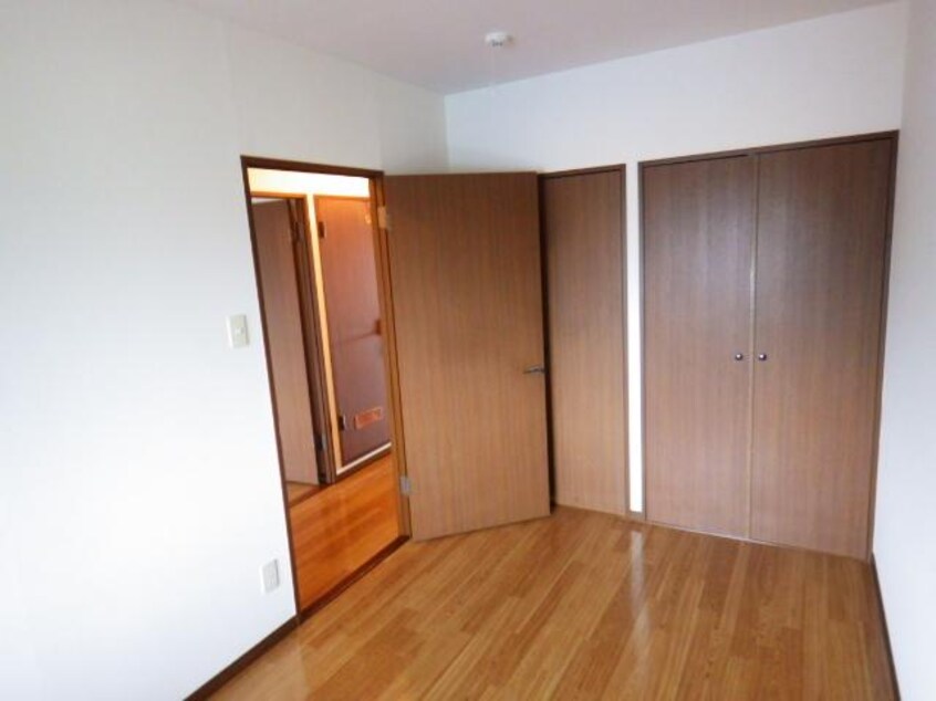  東海道本線/静岡駅 バス22分賤機南小学校前下車:停歩6分 4階 築25年