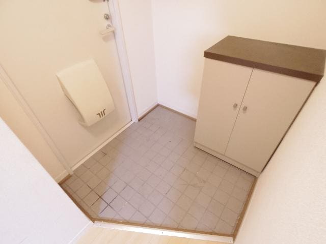  東海道本線/静岡駅 バス23分千代二丁目下車:停歩4分 2階 築31年