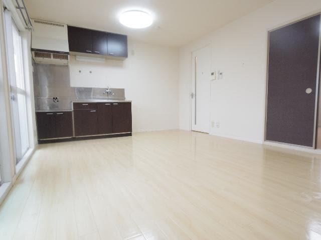  東海道本線/静岡駅 バス23分千代二丁目下車:停歩4分 2階 築31年