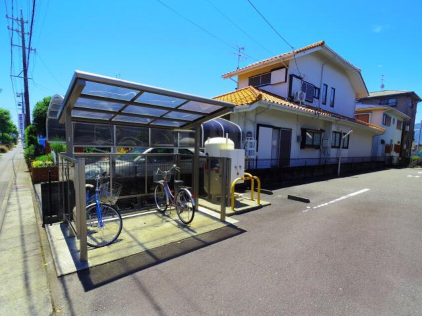  東海道本線/静岡駅 バス29分マイホームセンター前下車:停歩6分 1階 築19年