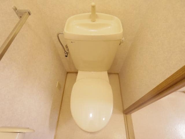  東海道本線/静岡駅 バス20分御新田下車:停歩2分 1階 築27年