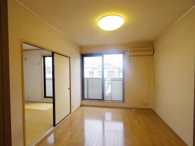  東海道本線/静岡駅 バス20分御新田下車:停歩2分 1階 築27年