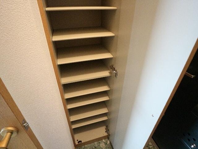  東海道本線/静岡駅 徒歩9分 8階 築23年