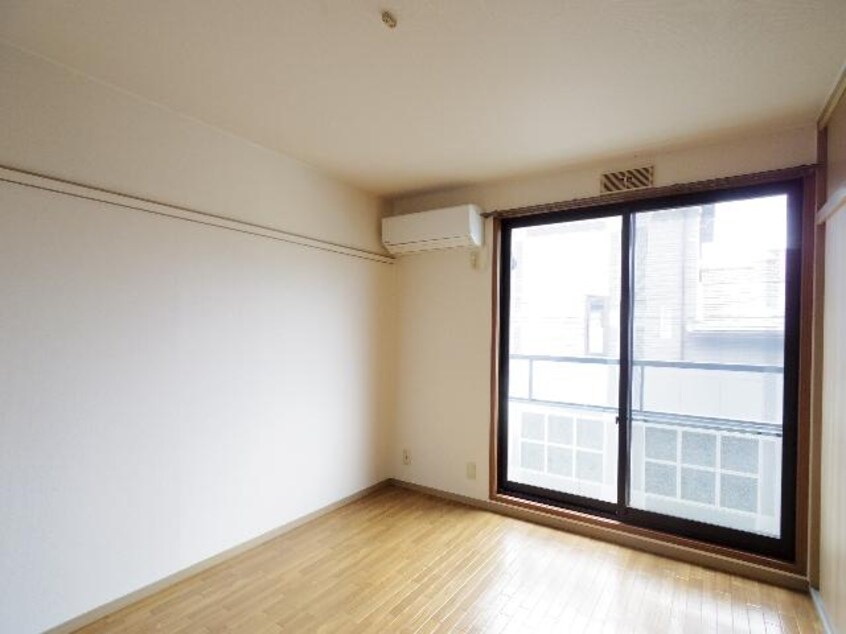  静岡鉄道静岡清水線/新静岡駅 バス19分御新田上下車:停歩8分 2階 築28年