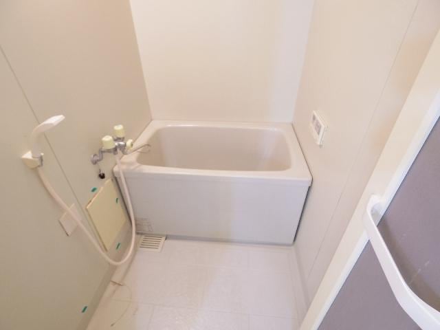  静岡鉄道静岡清水線/新静岡駅 バス19分御新田上下車:停歩8分 2階 築28年