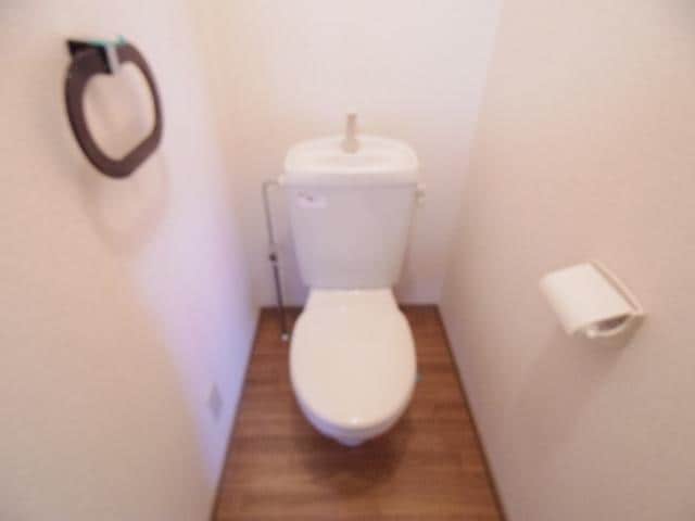  静岡鉄道静岡清水線/新静岡駅 バス19分御新田上下車:停歩8分 2階 築28年