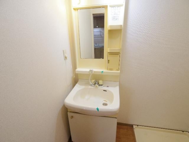  静岡鉄道静岡清水線/新静岡駅 バス19分御新田上下車:停歩8分 2階 築28年